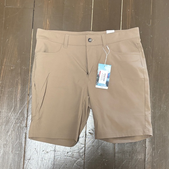 Helly Hansen Men's Holden 5 pocket shorts 8” inseam waist 33 NWT - Picture 1 of 6